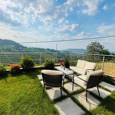 Casa Rafanelli Apartman Monforte dʼAlba Kültér fotó